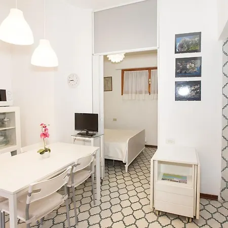 Chiara's House * 蒙特罗索阿尔马雷